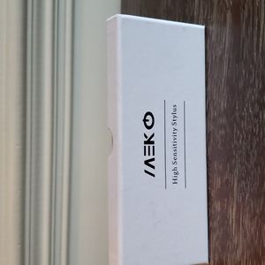 New! Meko 2 in 1 Stylus Pen for iPad in box.